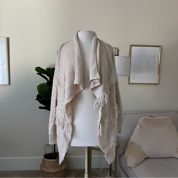 Cream Oversized Cardigan! - Picture 1 of 4